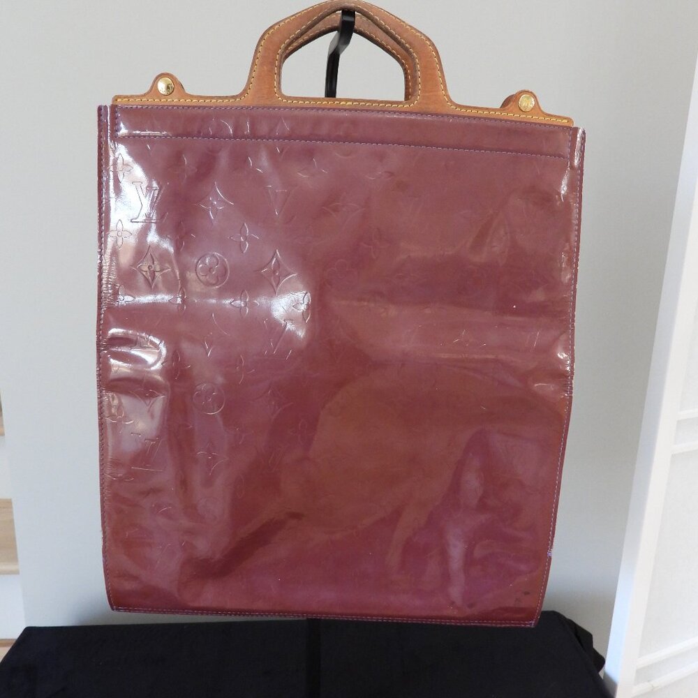 Louis Vuitton Burgundy Vernis Tote Bag - Picture 2 of 12